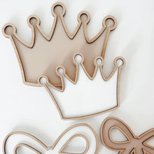 Load image into Gallery viewer, Crown 3D Wallies