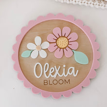 Load image into Gallery viewer, Bouquet Name Announcement Plaque
