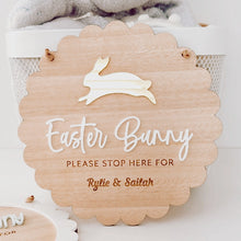Load image into Gallery viewer, Wood Please Stop Here Plaque