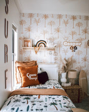 Load image into Gallery viewer, Vertical Wood Wall letters