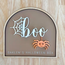 Load image into Gallery viewer, Halloween Plaque &amp; Crate
