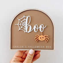 Load image into Gallery viewer, Halloween Plaque &amp; Crate
