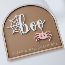 Load image into Gallery viewer, Halloween Plaque &amp; Crate
